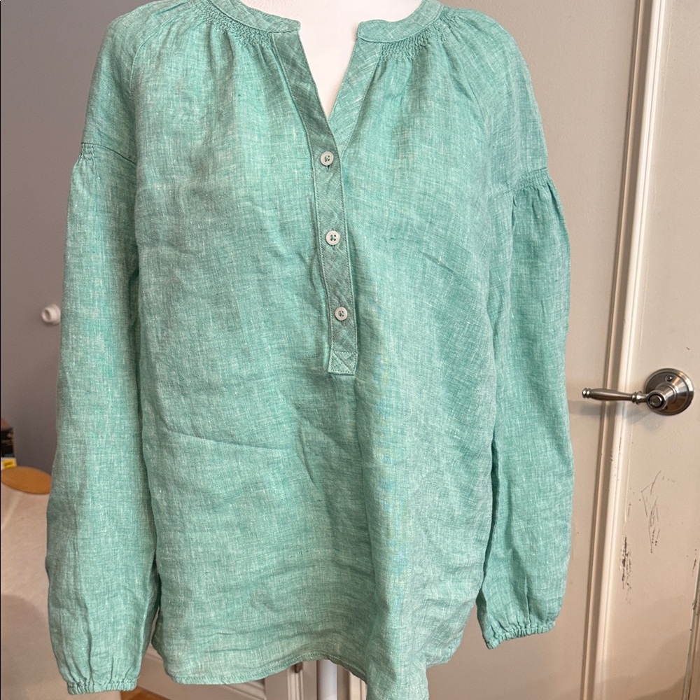 Women's Green Button-Up Top